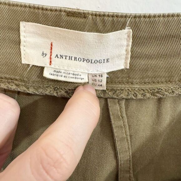 Anthropologie | Kelyn Pleated City Short | Size 12 | Olive - Picture 8 of 13